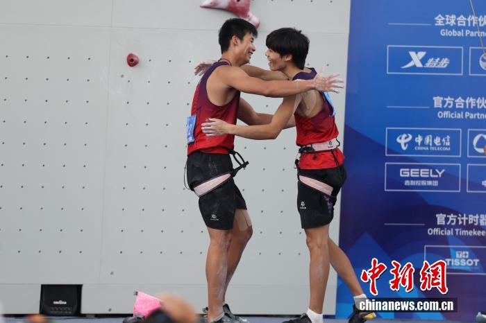 成都世运会攀岩男子速度接力冠军揭晓:中国队
