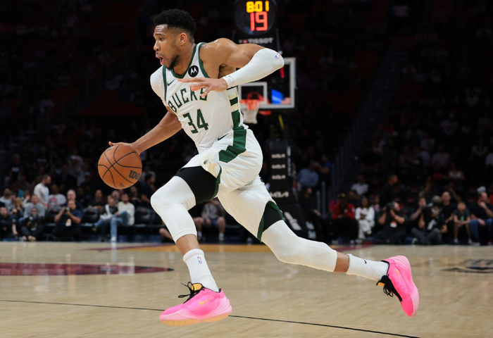 热火今夏全力争夺字母哥 希罗成核心筹码